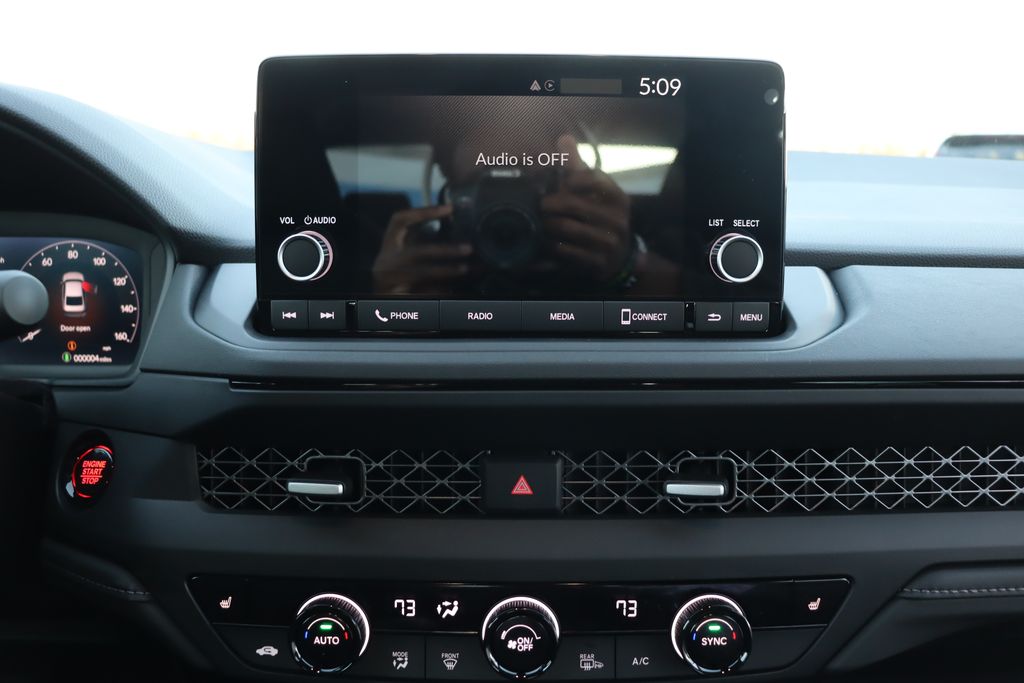 2025 Honda Accord SE 23