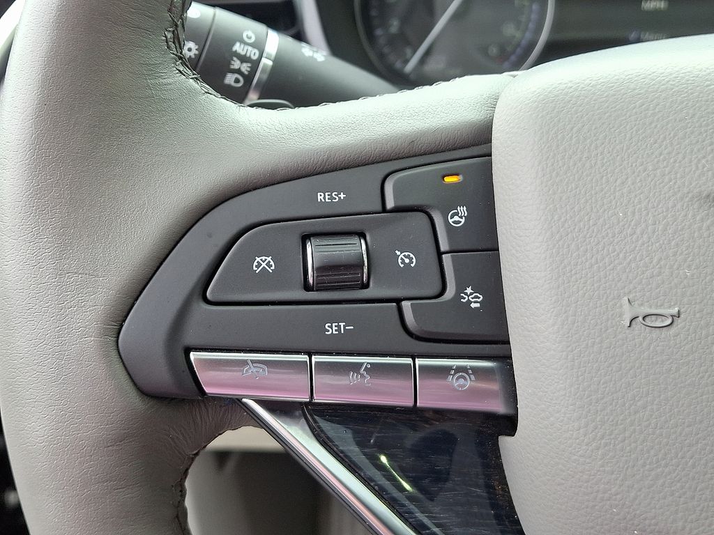 Thumbnail: 2025 Cadillac XT6 - 23