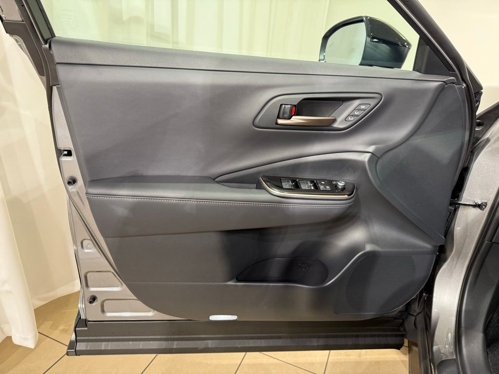 Thumbnail: 2026 Toyota Crown - 14