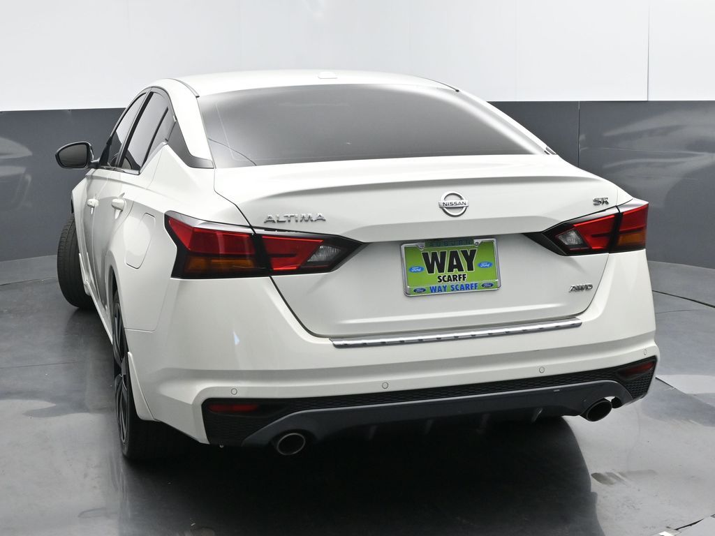 2022 Nissan Altima SR Intelligent AWD