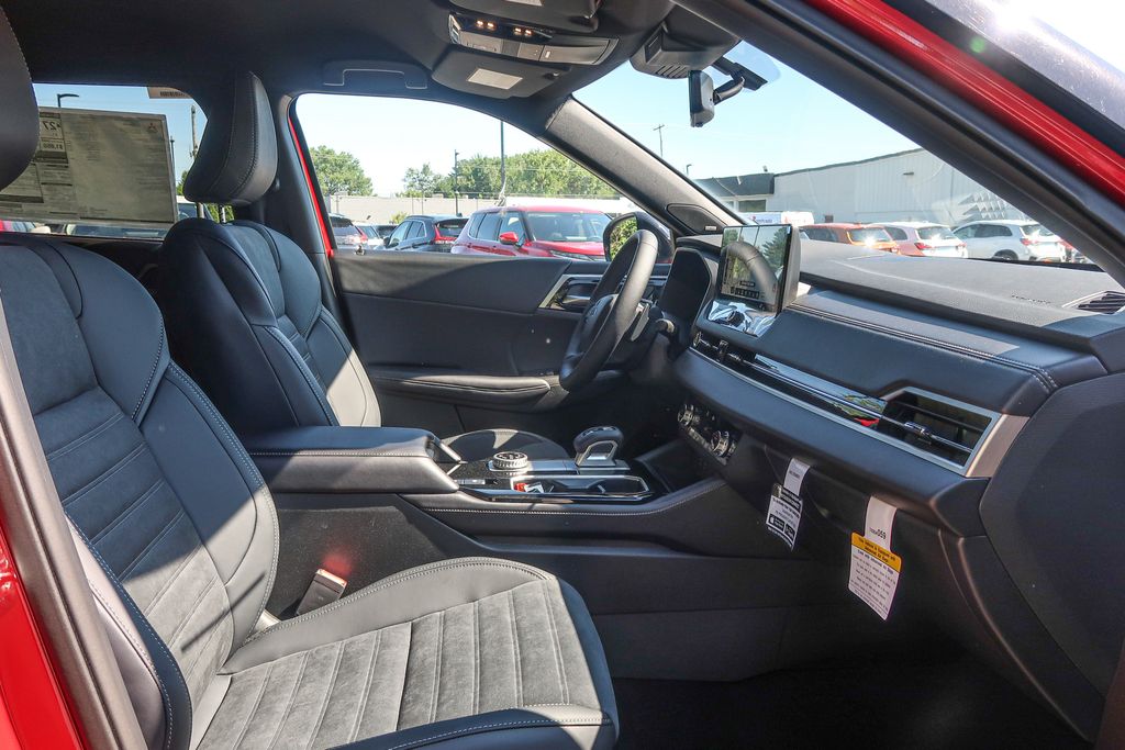 2026 Mitsubishi Outlander LE 2.5 S-AWC