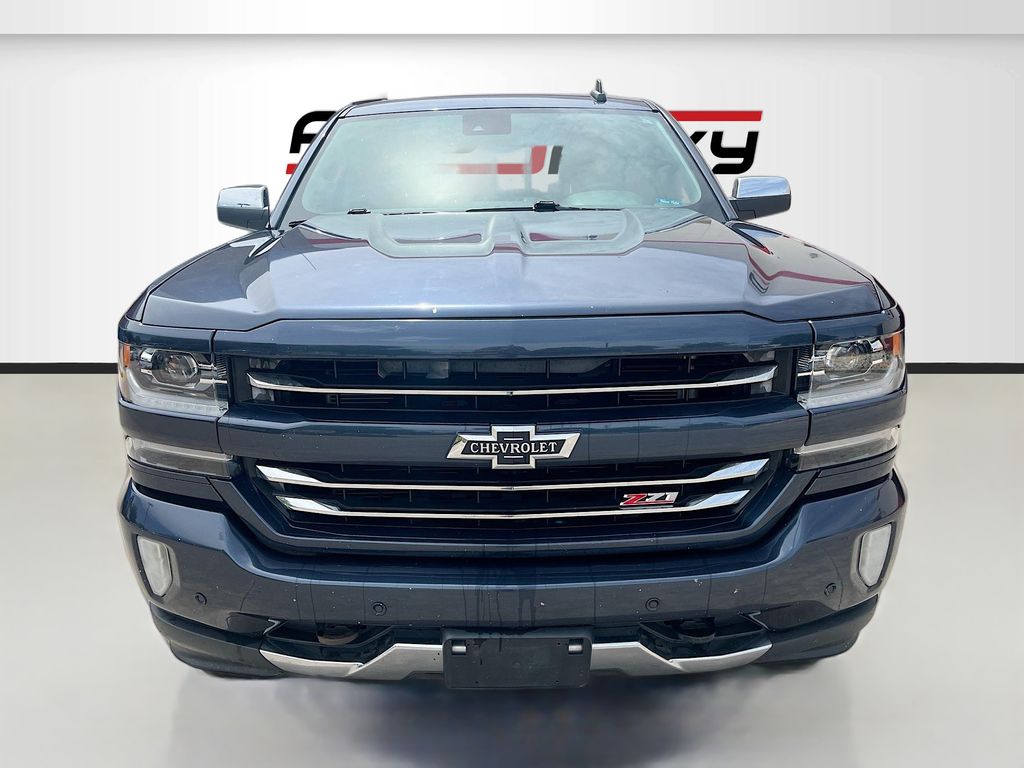 Used 2018 Blue Chevrolet LTZ image 2