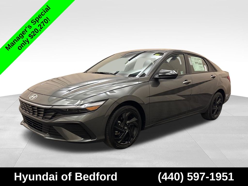 Amazon Gray 2026 Hyundai Elantra Sedan Front-Wheel Drive Continuously Variable Transmission