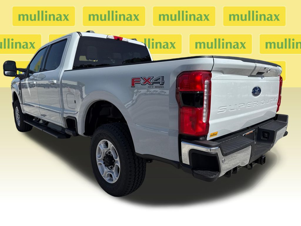New 2026 White Ford XLT image 4