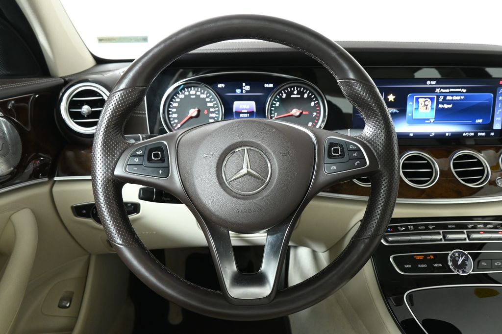 2018 Mercedes-Benz E-Class E 300 17