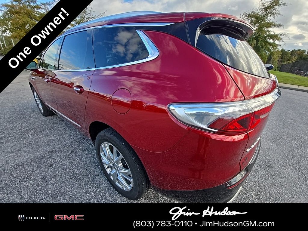2023 Buick Enclave Essence photo 3