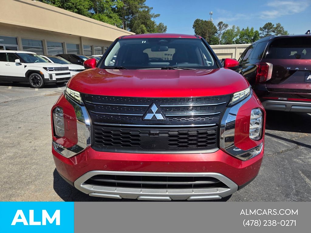 Used 2024 Red Mitsubishi SE image 18