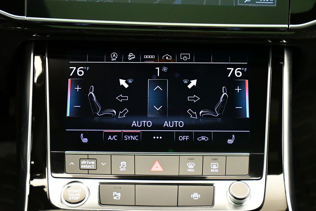 Thumbnail: 2024 Audi Q8 - 27