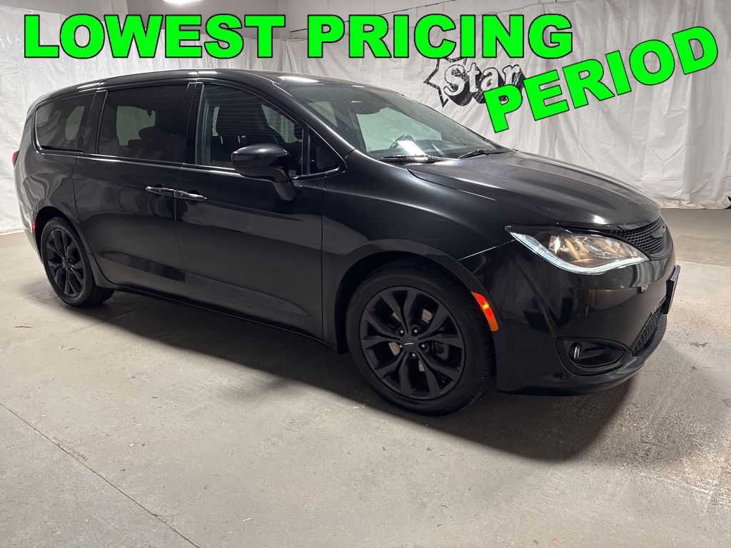 2019 Chrysler Pacifica Touring Plus FWD