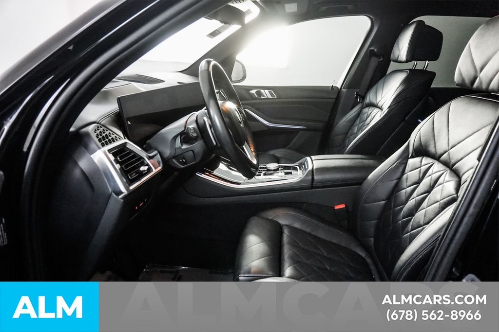 Used 2024 Black BMW sDrive40i image 16