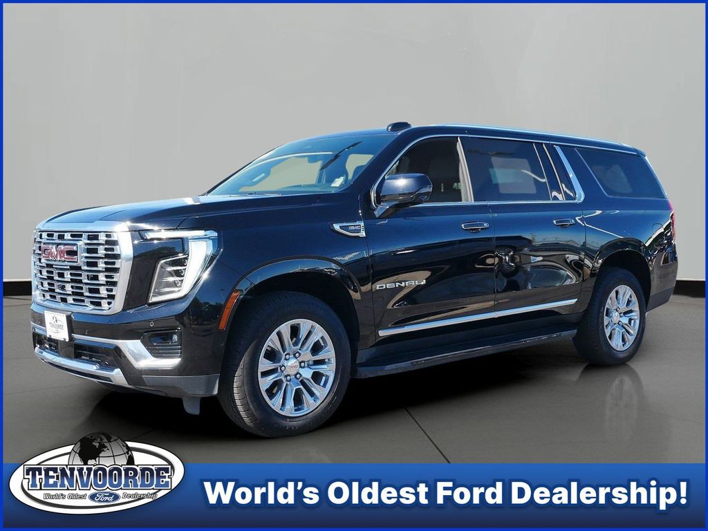 2025 GMC Yukon XL Denali 4WD