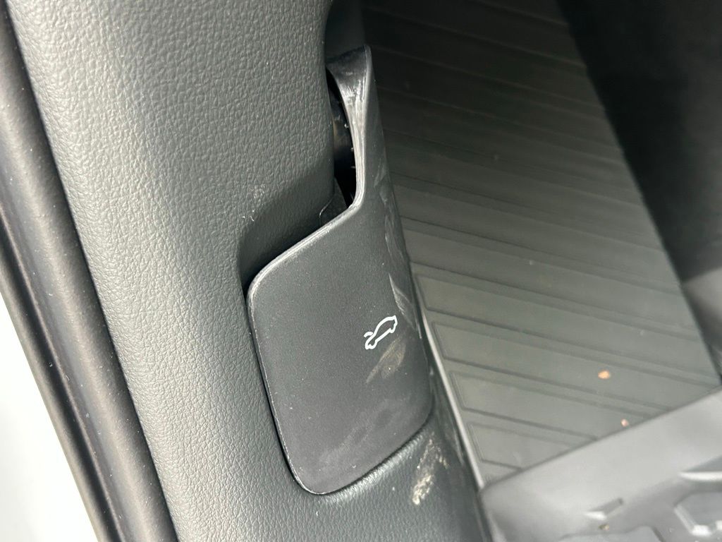 New 2026 White/off-white Audi 55 Premium Plus image 87