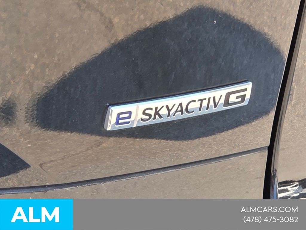 Used 2025 Black Mazda 3.3 Turbo Preferred image 13