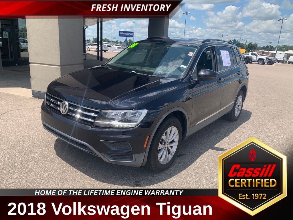 Pearl Metallic 2018 Volkswagen Tiguan SUV / Crossover Front-Wheel Drive 8-Speed Automatic