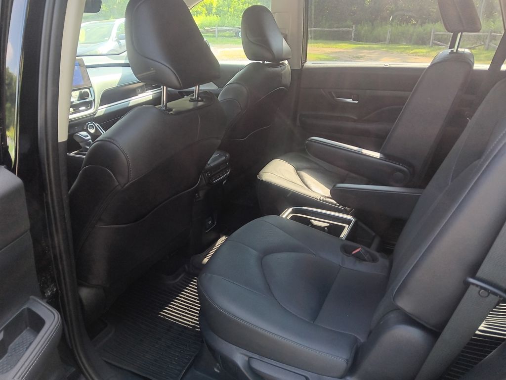 Used 2025 Toyota Grand Highlander SUV