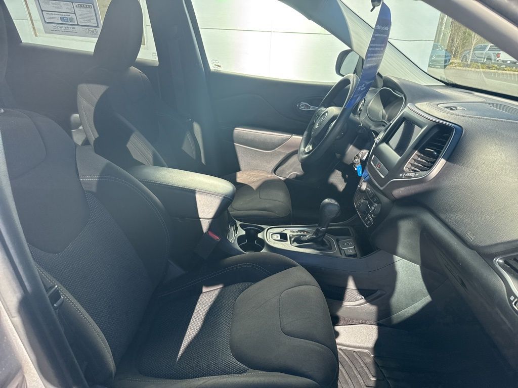 2019 Jeep Cherokee Latitude FWD