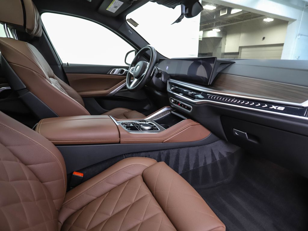 Thumbnail: 2024 BMW X6 - 30