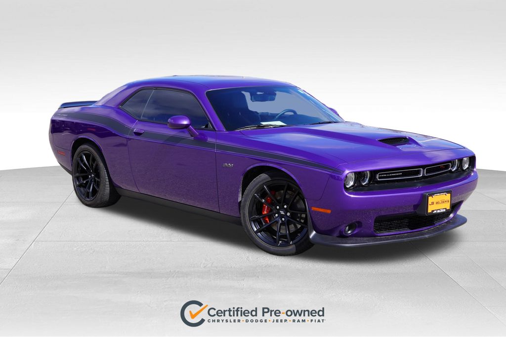 Purple (Plum Crazy Pearlcoat) 2023 Dodge Challenger R/T RWD Coupe Rear-Wheel Drive 6-Speed Manual