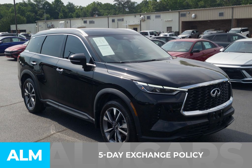 2023 Infiniti QX60 Luxe photo 2