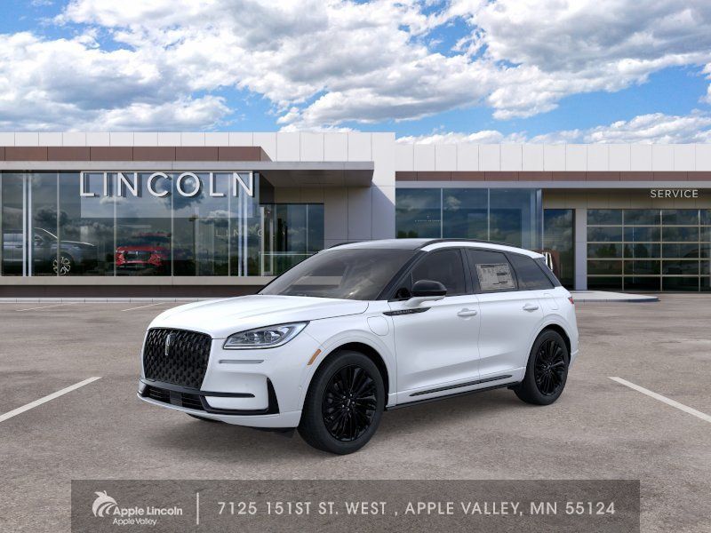 White Metallic 2025 Lincoln Corsair SUV / Crossover All-Wheel Drive Continuously Variable Transmission