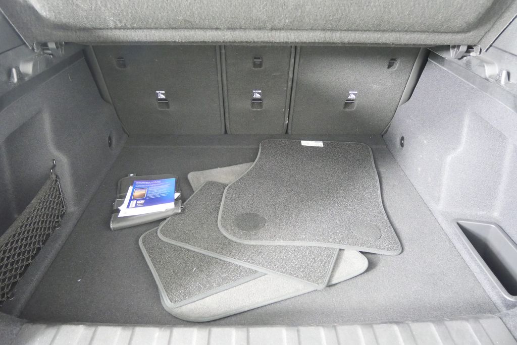 Thumbnail: 2024 BMW X2 - 17