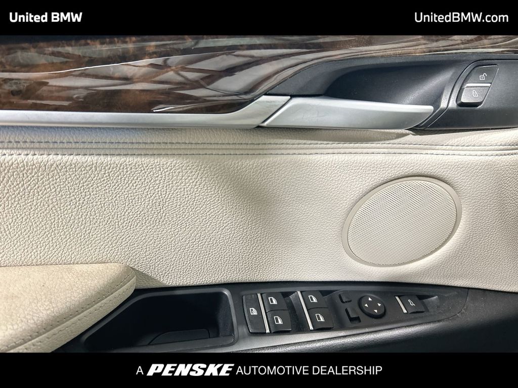 Thumbnail: 2015 BMW X5 - 11
