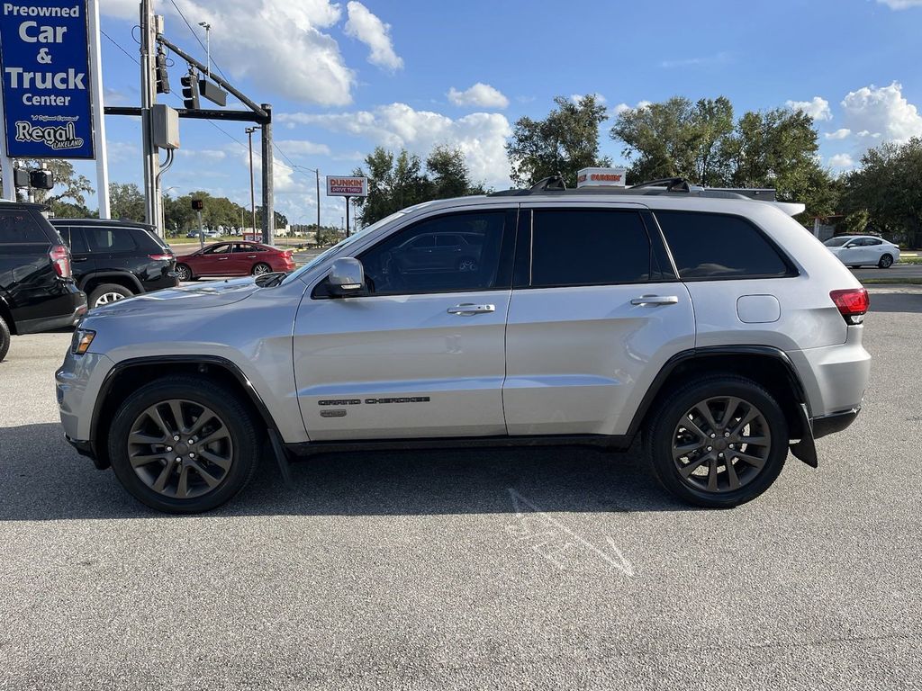 2016 Jeep Grand Cherokee Limited 8