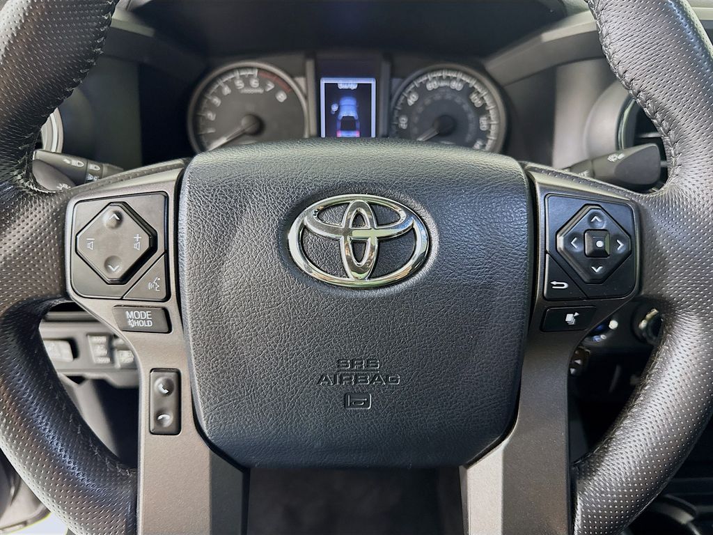 2017 Toyota Tacoma TRD Off-Road photo