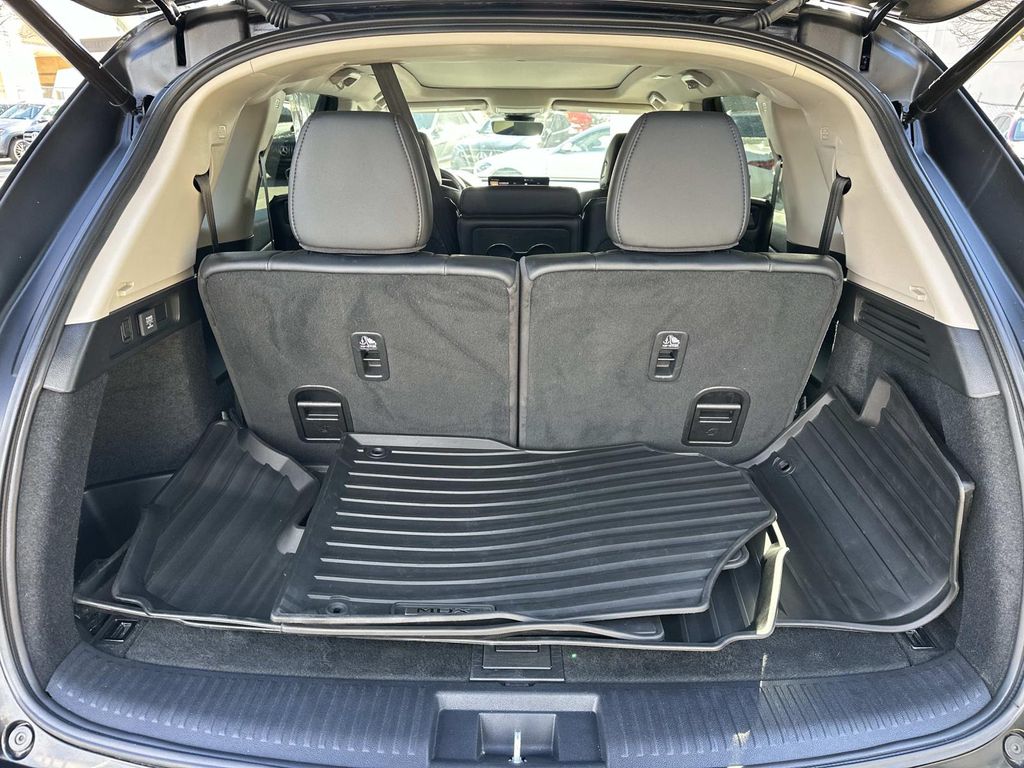 Thumbnail: 2022 Acura MDX - 25