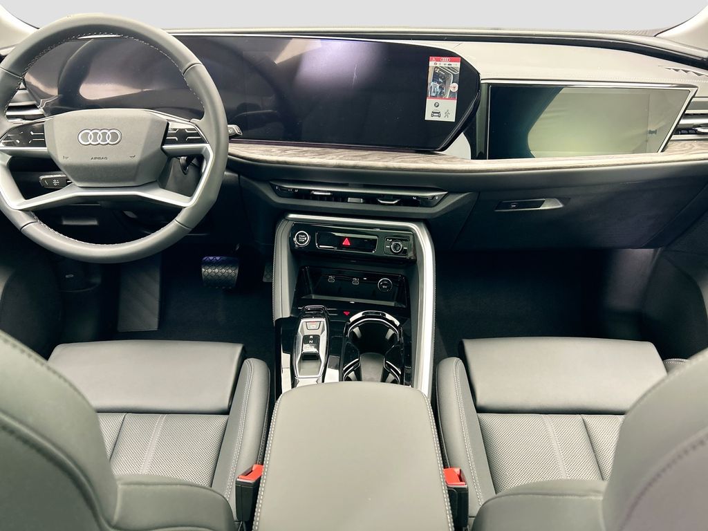 Thumbnail: 2025 Audi Q5 - 13