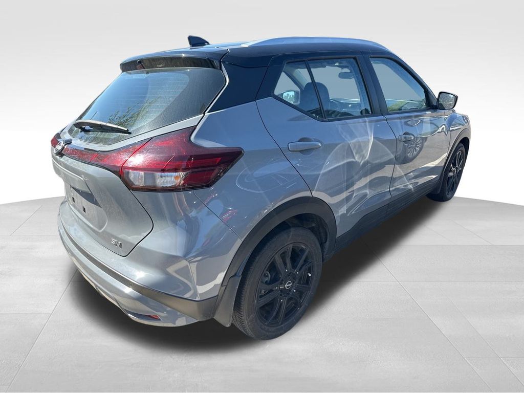 2023 Gray/Super Black Nissan Kicks SV FWD SUV
