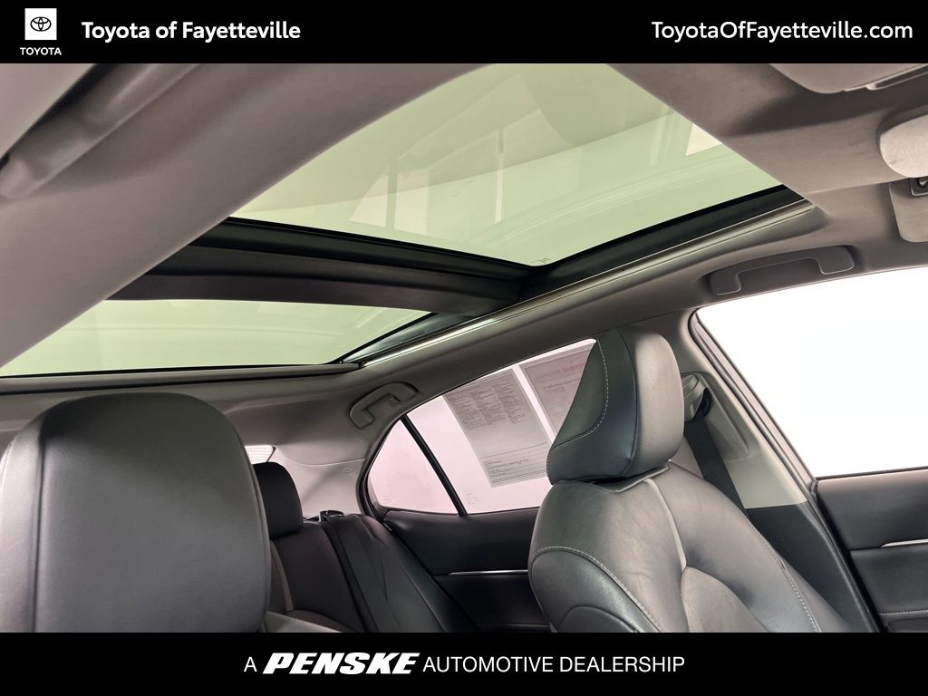 Thumbnail: 2018 Toyota Camry - 6