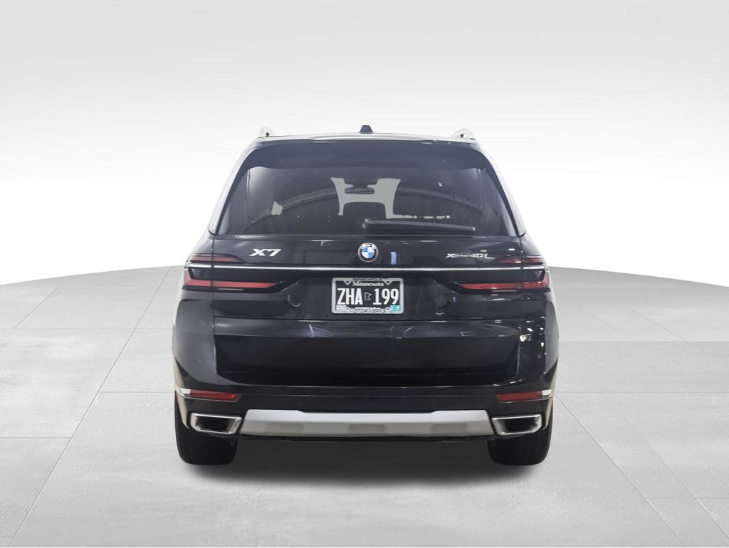 Thumbnail: 2023 BMW X7 - 4