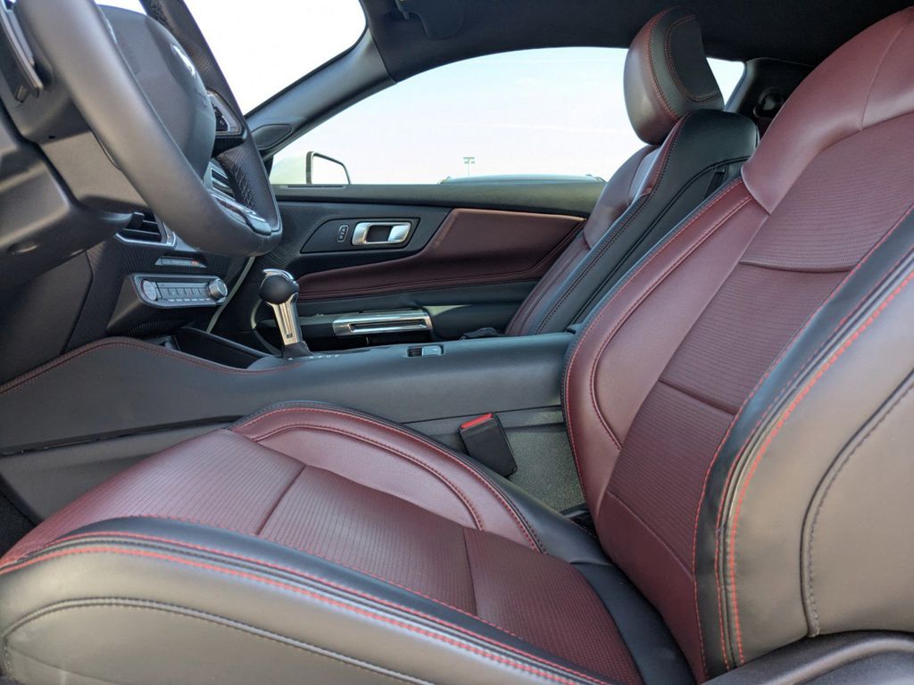 2025 Ford Mustang GT Premium Fastback