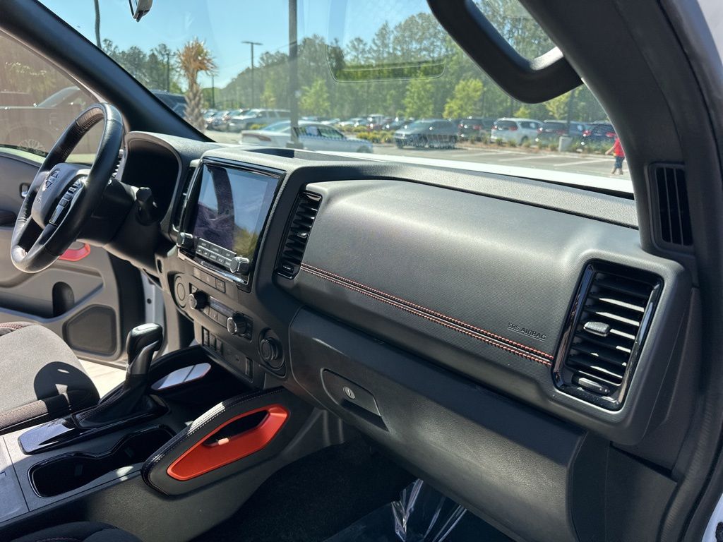 2023 Glacier White Nissan Frontier PRO-X RWD Truck