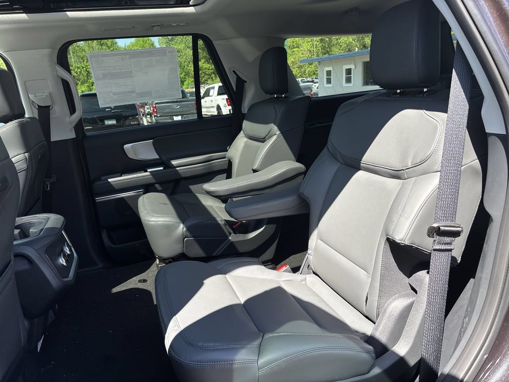 New 2026 Dark Matter Gray Metallic Ford Active image 26