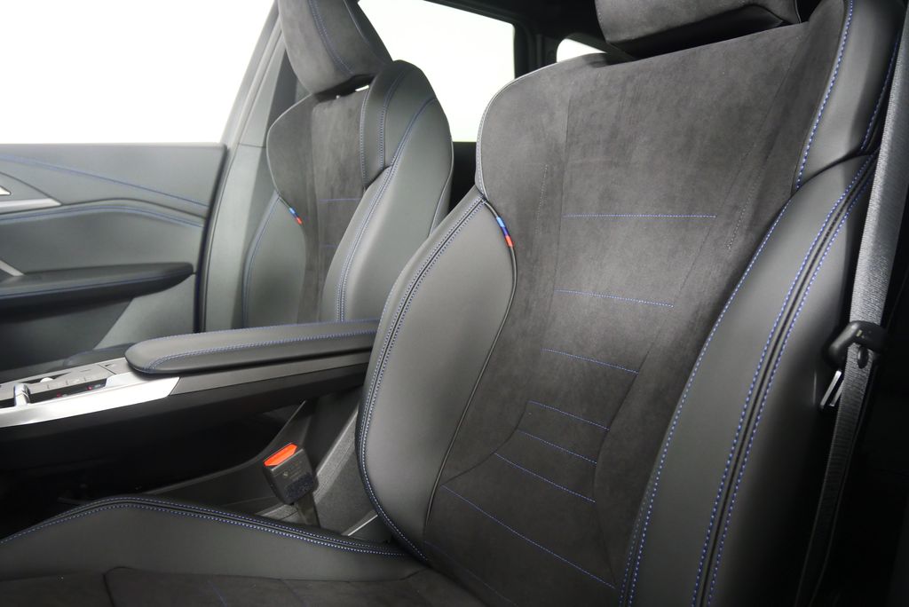 Thumbnail: 2025 BMW X1 - 10