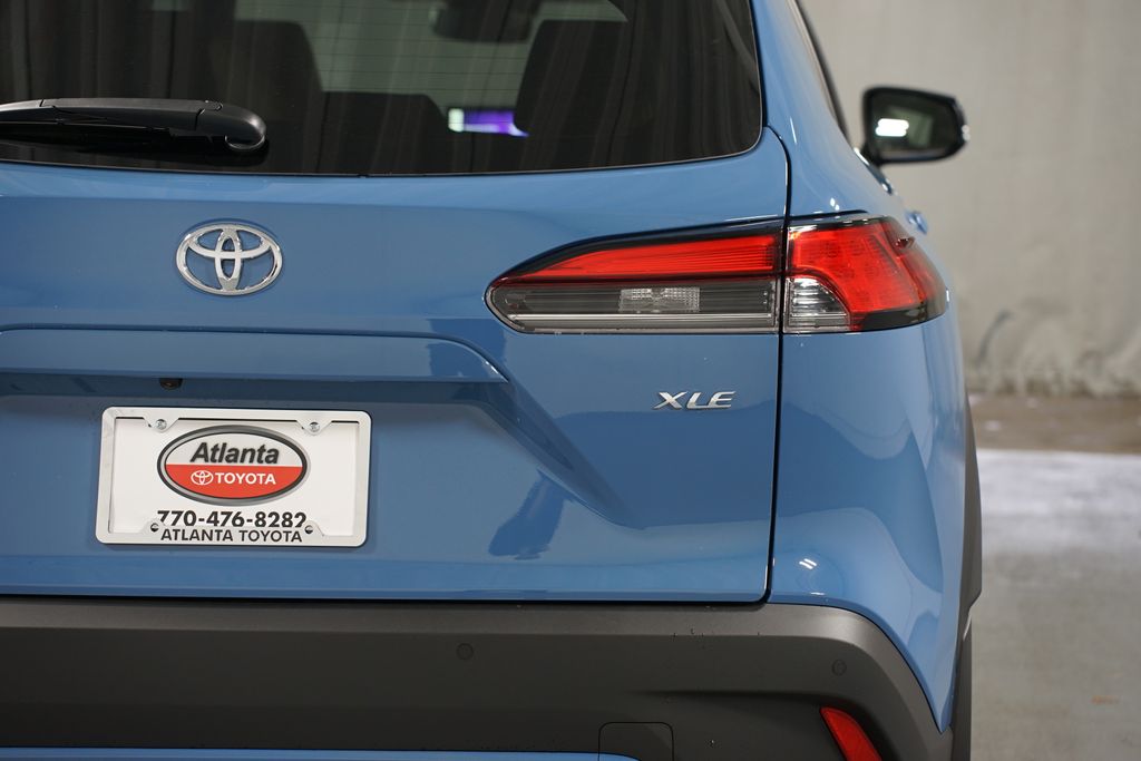 Thumbnail: 2026 Toyota Corolla Cross - 10