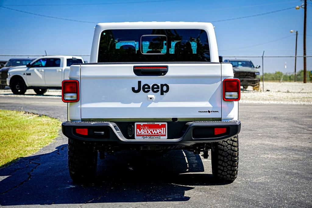 New Car 2025 Jeep Gladiator  For Sale Under $50,000 In Taylor, Texas
