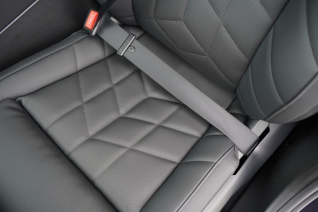 Thumbnail: 2025 BMW i5 - 12