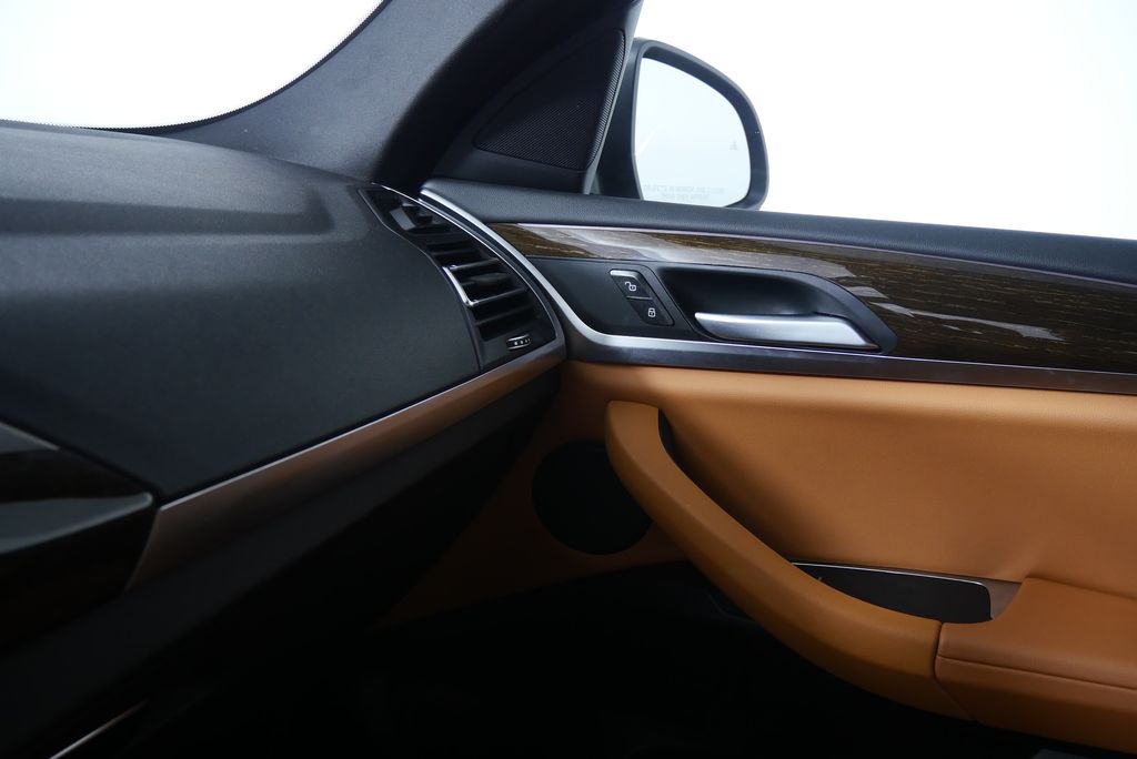 Thumbnail: 2023 BMW X4 - 30