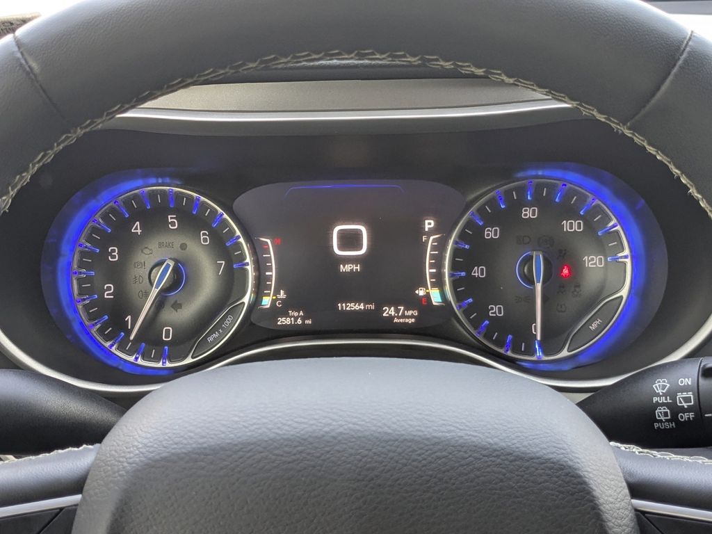 2022 Chrysler Pacifica Touring L