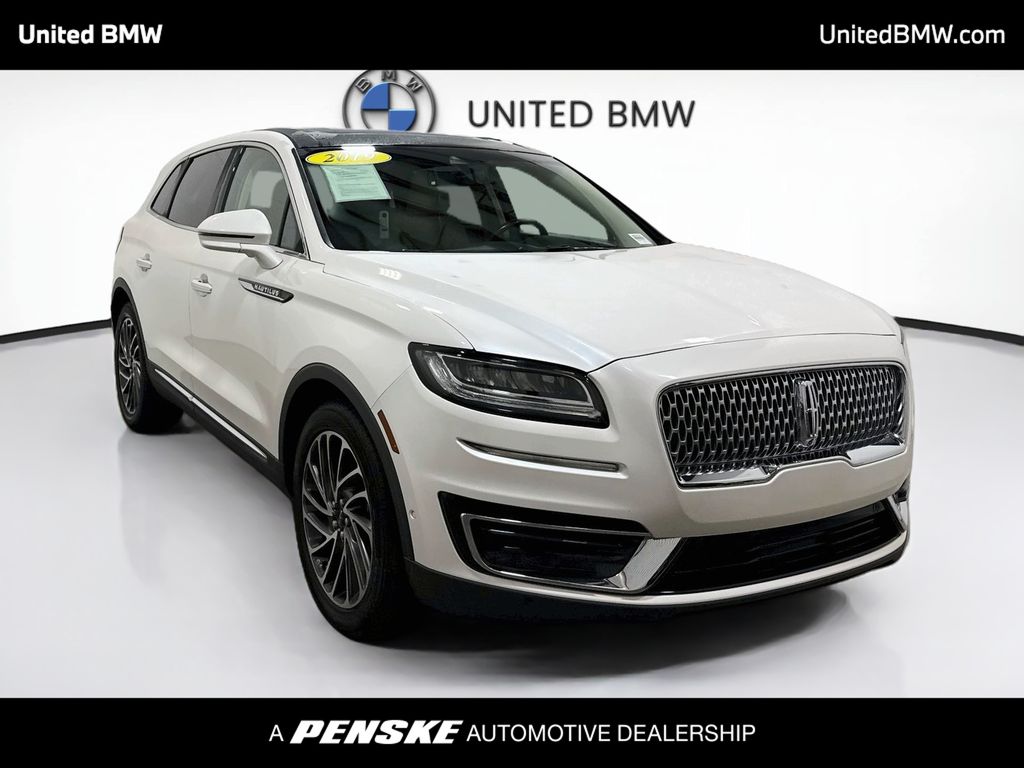 Thumbnail: 2019 Lincoln Nautilus - 3