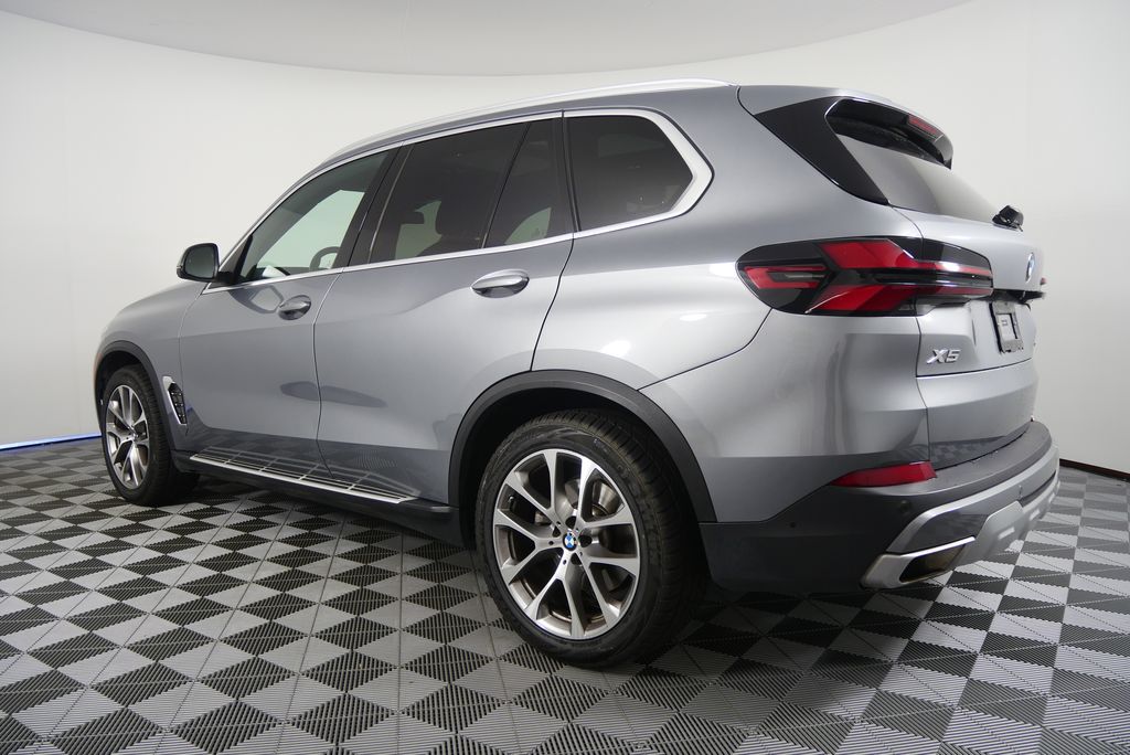 Thumbnail: 2024 BMW X5 - 5