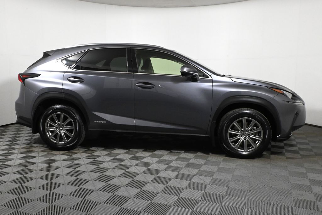 2020 Lexus NX Hybrid 300h 8