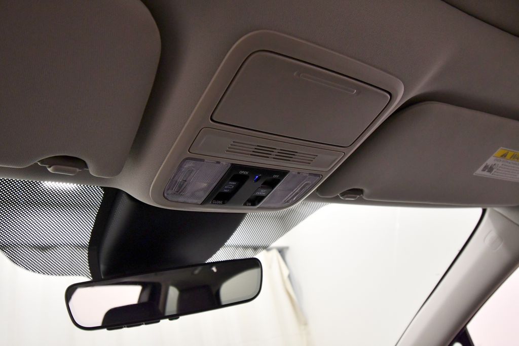 Used 2025 Honda Odyssey Van