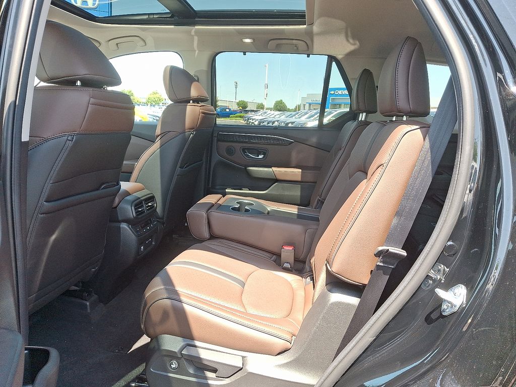 Thumbnail: 2025 Honda Pilot - 5