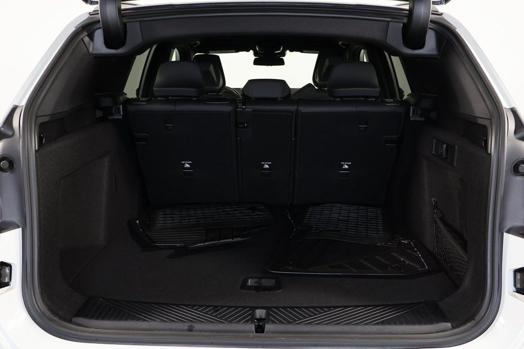 Thumbnail: 2025 BMW X3 - 14