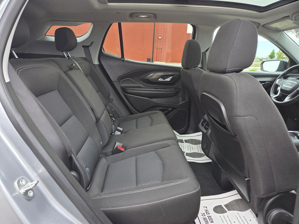 2023 GMC Terrain AWD SLE