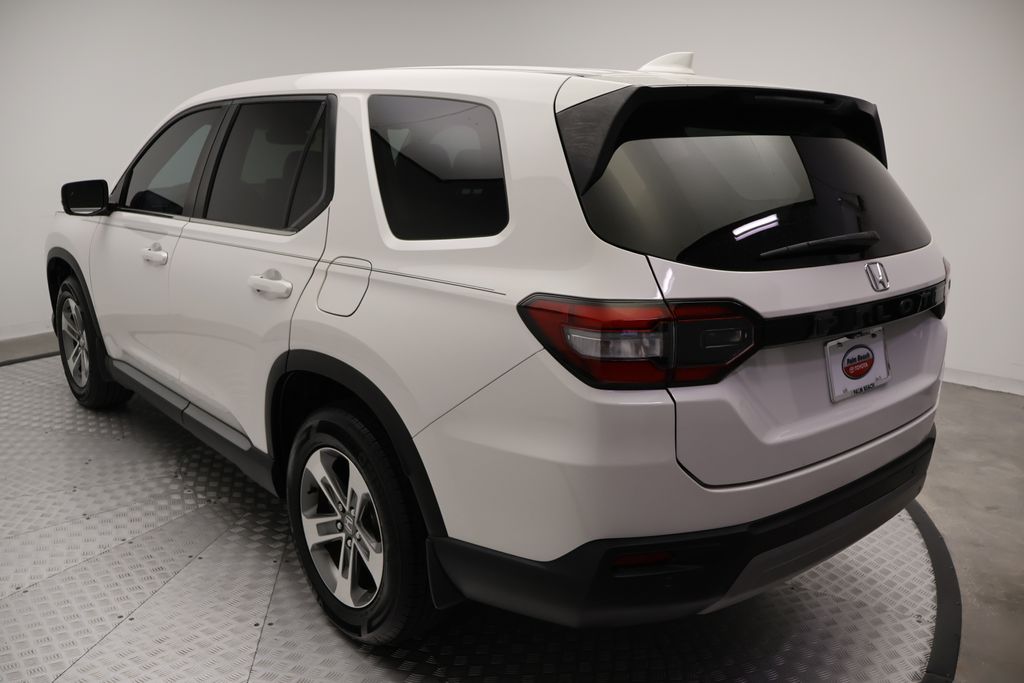 Thumbnail: 2023 Honda Pilot - 11